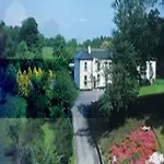 Ross House Hotel