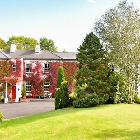 Ross House Отель