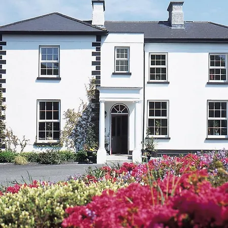 Ross House Hotel