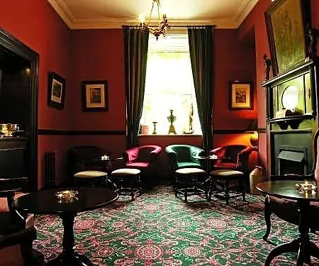 Hotel Ross House