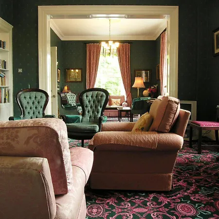 Ross House Hotel 4*