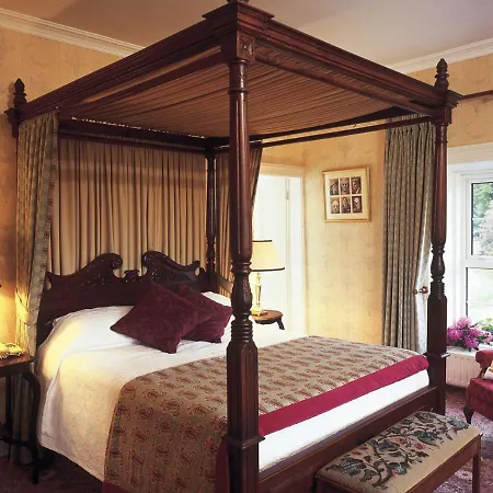 Ross House Отель 4*