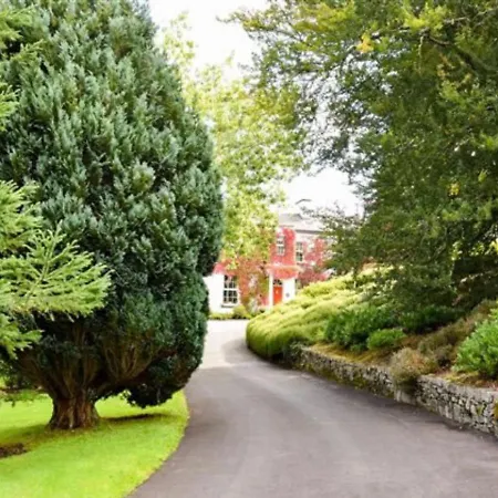 Ross House Отель 4*