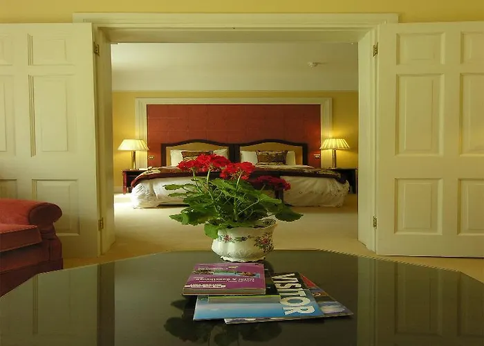 Ross House Hotel